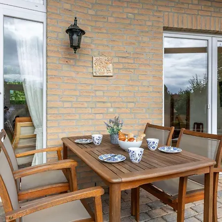 Haus-meerzeit-behrensdorf Feriehus *
